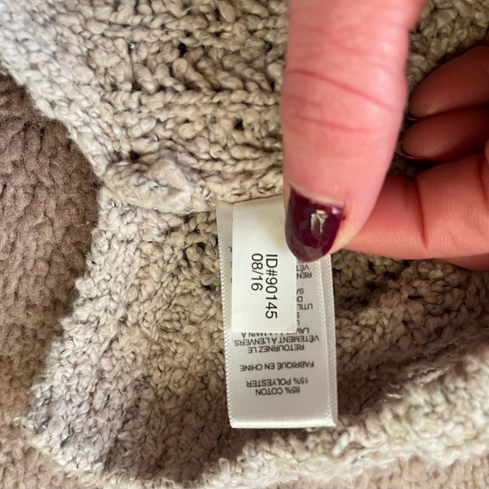 Express Distressed Sweater - Picture 4 of 4